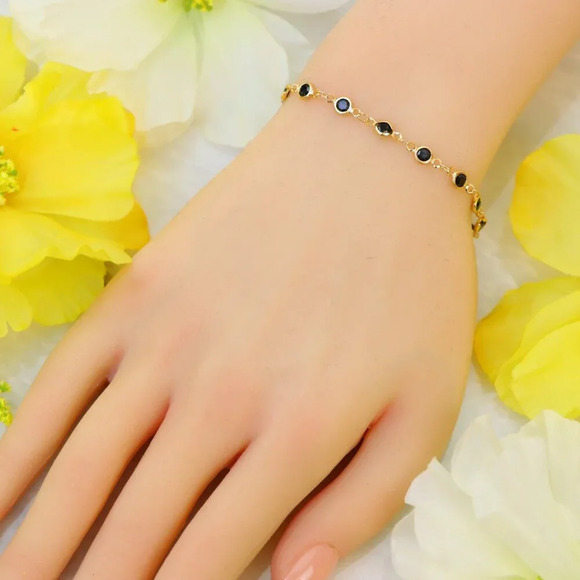 Minimalist Bracelet, Sleek & Modern Design, Women’s Fashion, YC110486-B - Picture 8 of 10